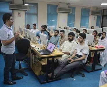 22089392_1816107795346398_7331206339484184269_n